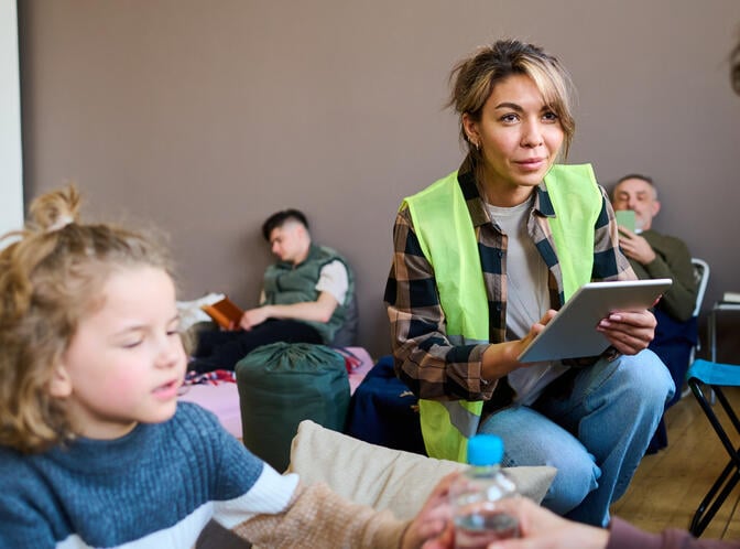 https://www.deakin.edu.au/__data/assets/image/0007/2662549/38365_graduate-diploma-of-humanitarianism-and-development_hero.jpg