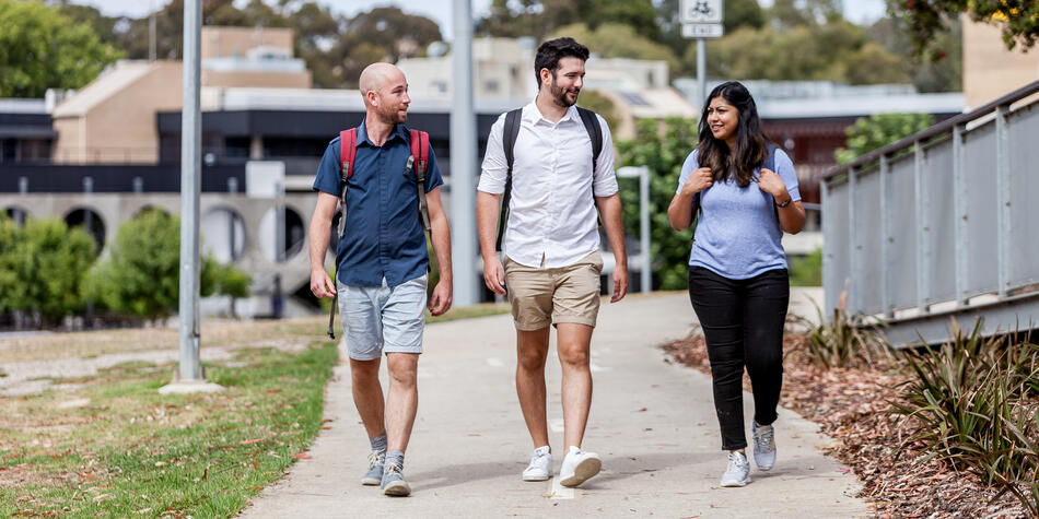 https://www.deakin.edu.au/__data/assets/image/0009/2859453/24610_950x475_deakin_students_waurn_ponds_campus.jpg