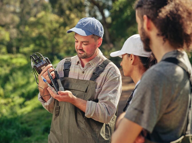 https://www.deakin.edu.au/__data/assets/image/0010/2454976/35521_master-of-sustainability_hero.jpg