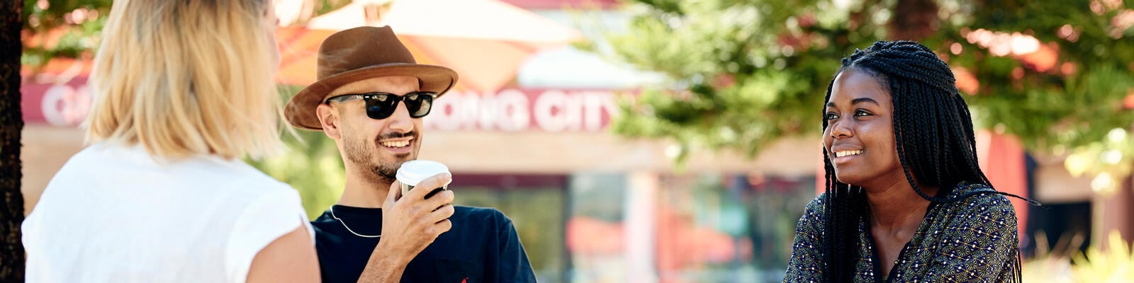 https://www.deakin.edu.au/__data/assets/image/0010/2861533/21129_1600x400_people_having_coffee.jpg