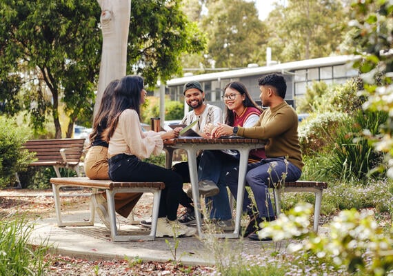 Transfer to a Deakin undergraduate course